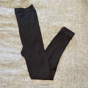 Ingrid & Isabel maternity leggings